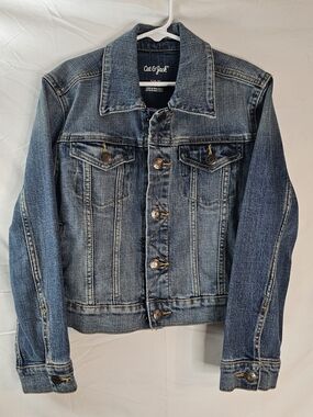 Cat & Jack Young Girls Classic Medium Blue Denim Jacket with Contrast Stitching